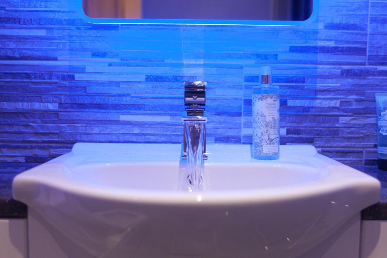 City Centre Apartment With Free Secure Underground Parking Glasgow Dış mekan fotoğraf